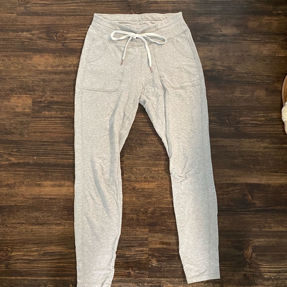 Like new Calia leggings by Carrie underwood